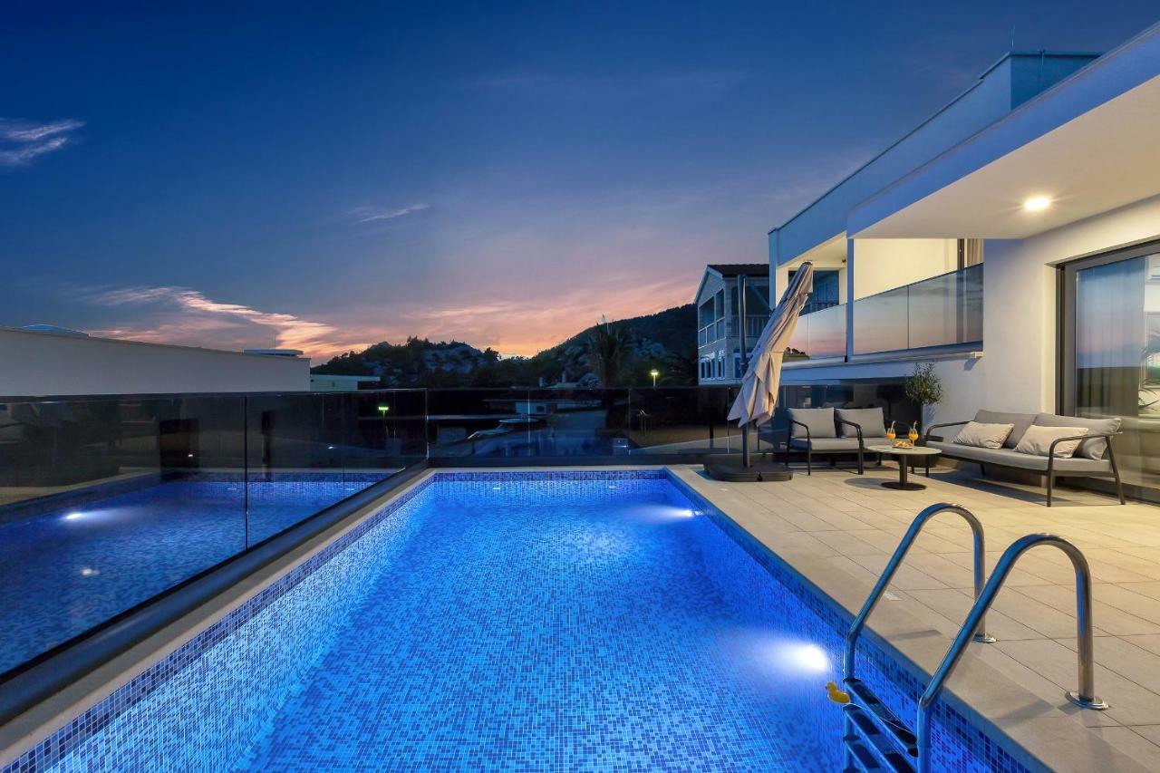 Villa Mendula มาคาร์สกา ภายนอก รูปภาพ